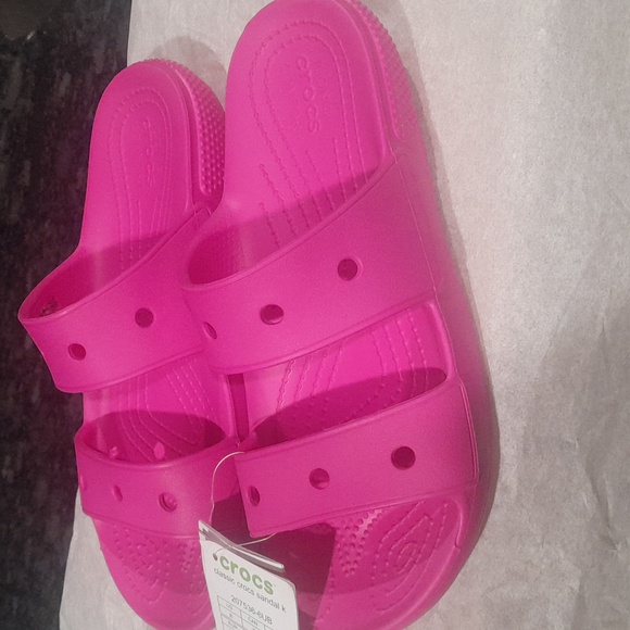 Crocs - Picture 2 of 4